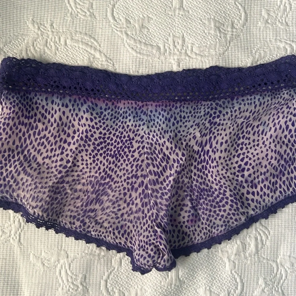 TAJ by Sabrina Crippa Purple Ombré Silk Crochet Knit Swim Cover Up Shorts Sz XS - Picture 2 of 3